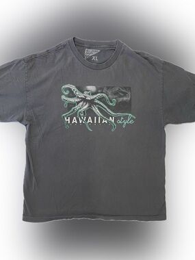 Men's Black Short-Sleeve Octopus Graphic Tee - Hawaiian Style